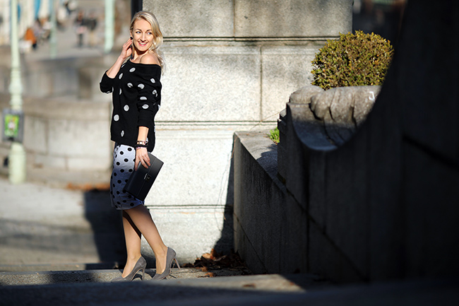 collected by Katja, Modeblog Österreich, lifestyle blog, fashion over 40, Mode Ü 40, Styling Ü 40, Styling Polka Dots, Outfit Polka Dots, Outfit Bleistiftrock, Modetrends 2020